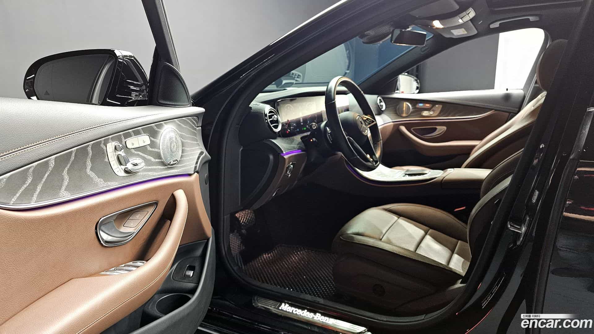 E-Class Mercedes-Benz 2023.5-OPTION-016
