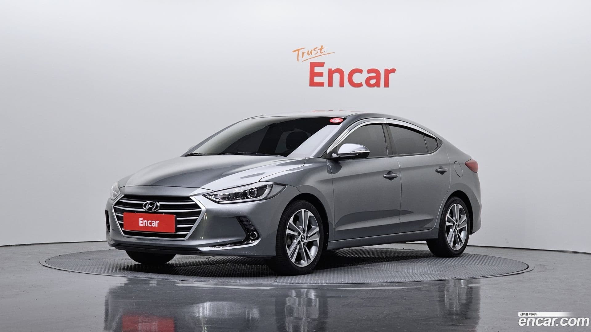 Main__Slider__Photo:AVANTE Hyundai 2016.11-0