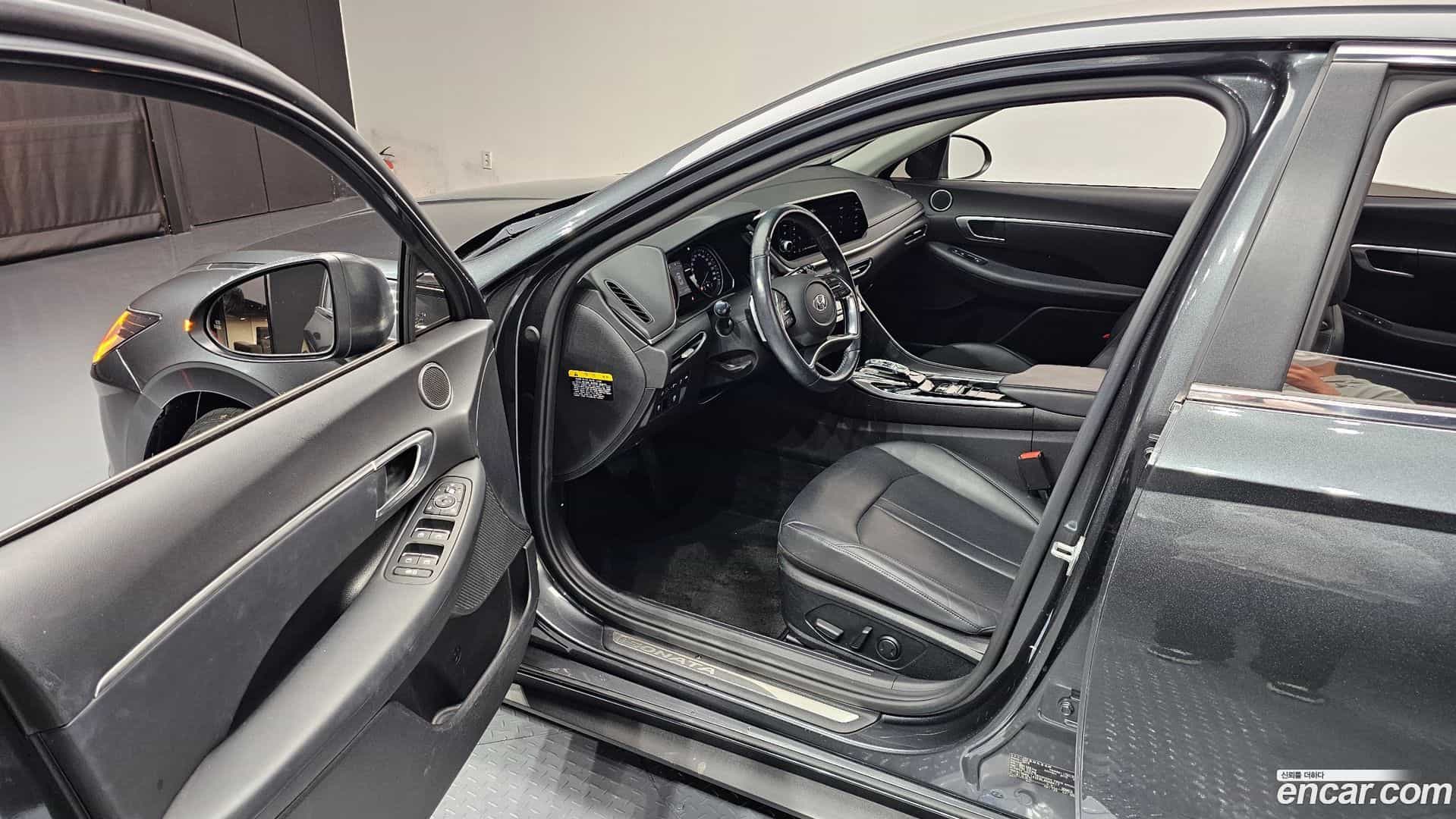 Sonata Hyundai 2019.8-OPTION-015