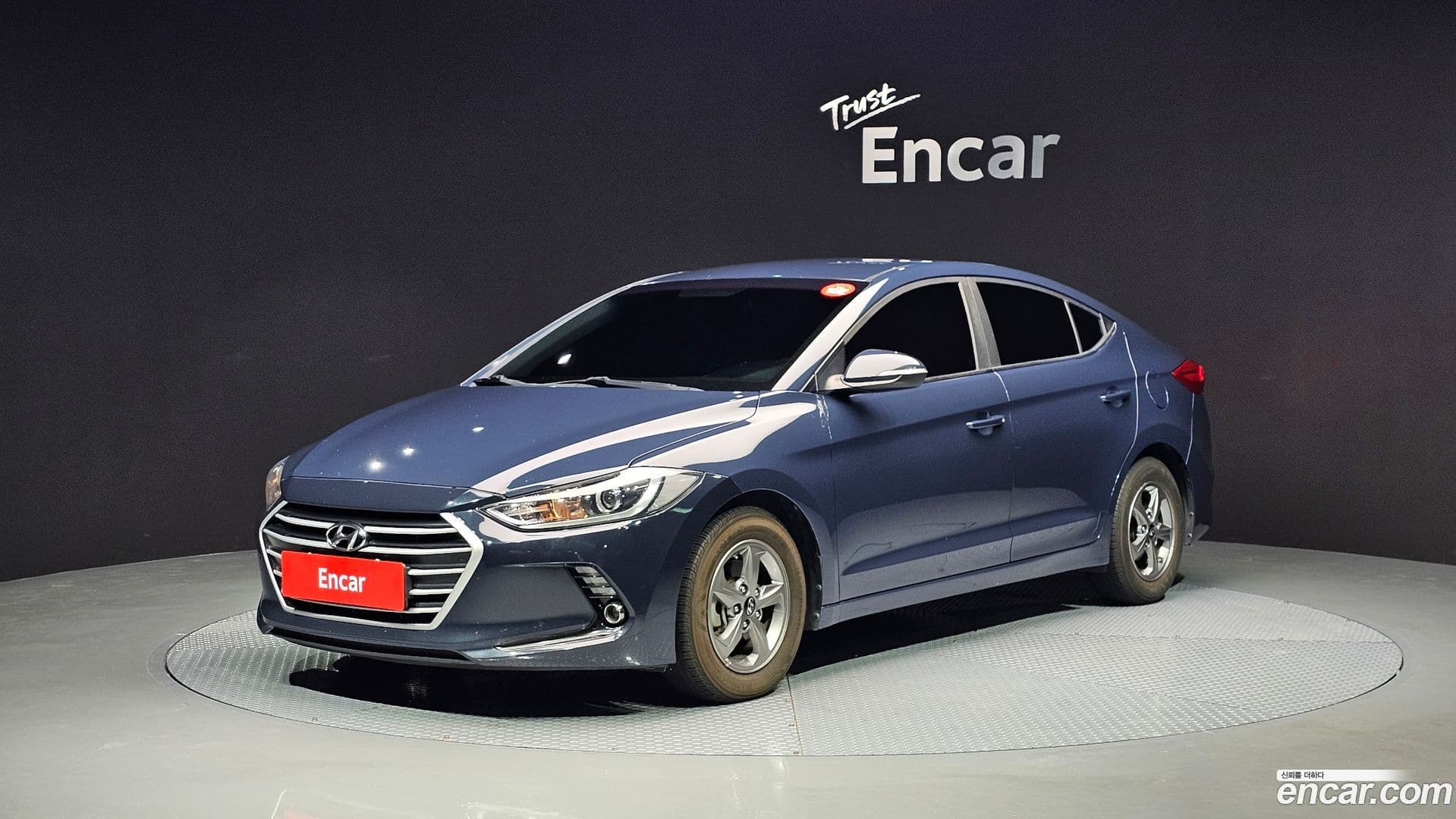 Main__Slider__Photo:AVANTE Hyundai 2016.1-0