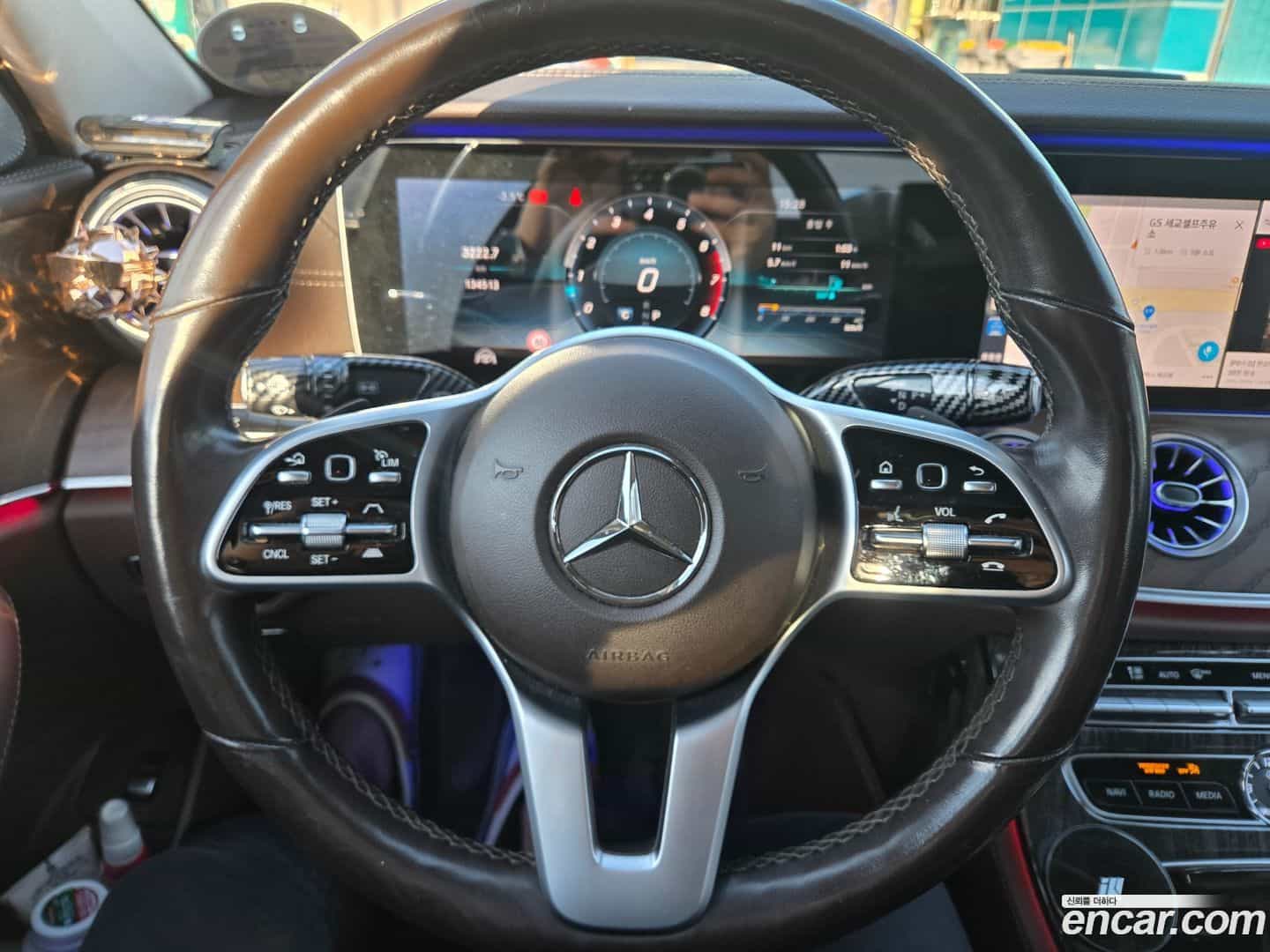 E-Class Mercedes-Benz 2018.9-OPTION-017
