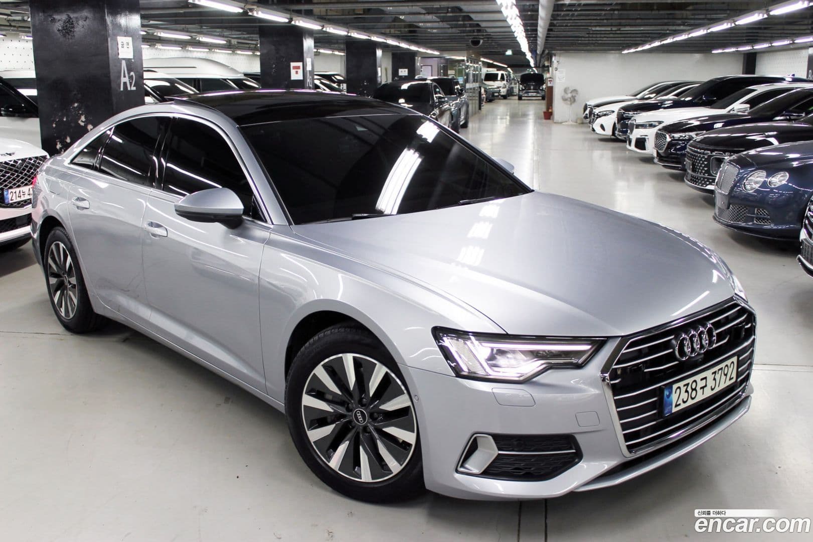Main__Slider__Photo:A6 Audi 2021.10-0