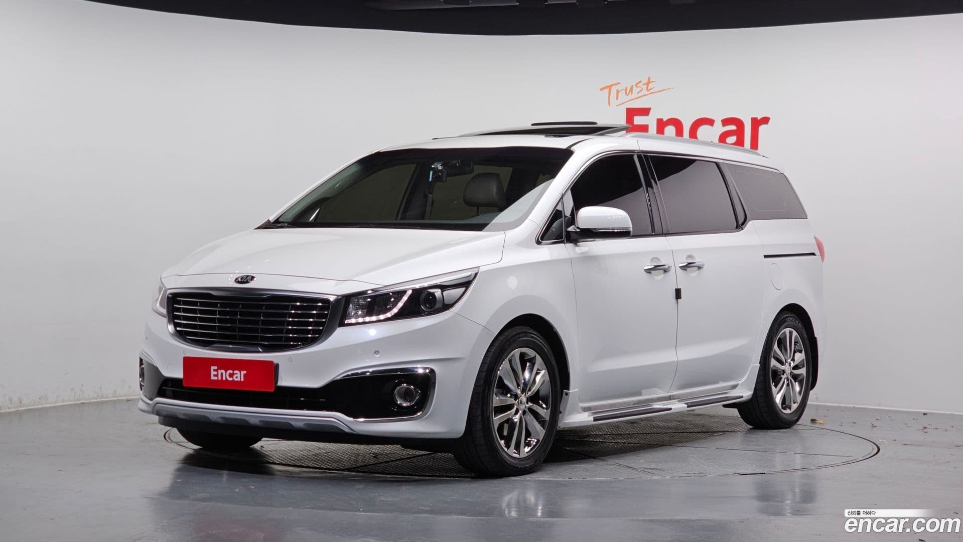 Main__Slider__Photo:Canival Kia 2016.0-0