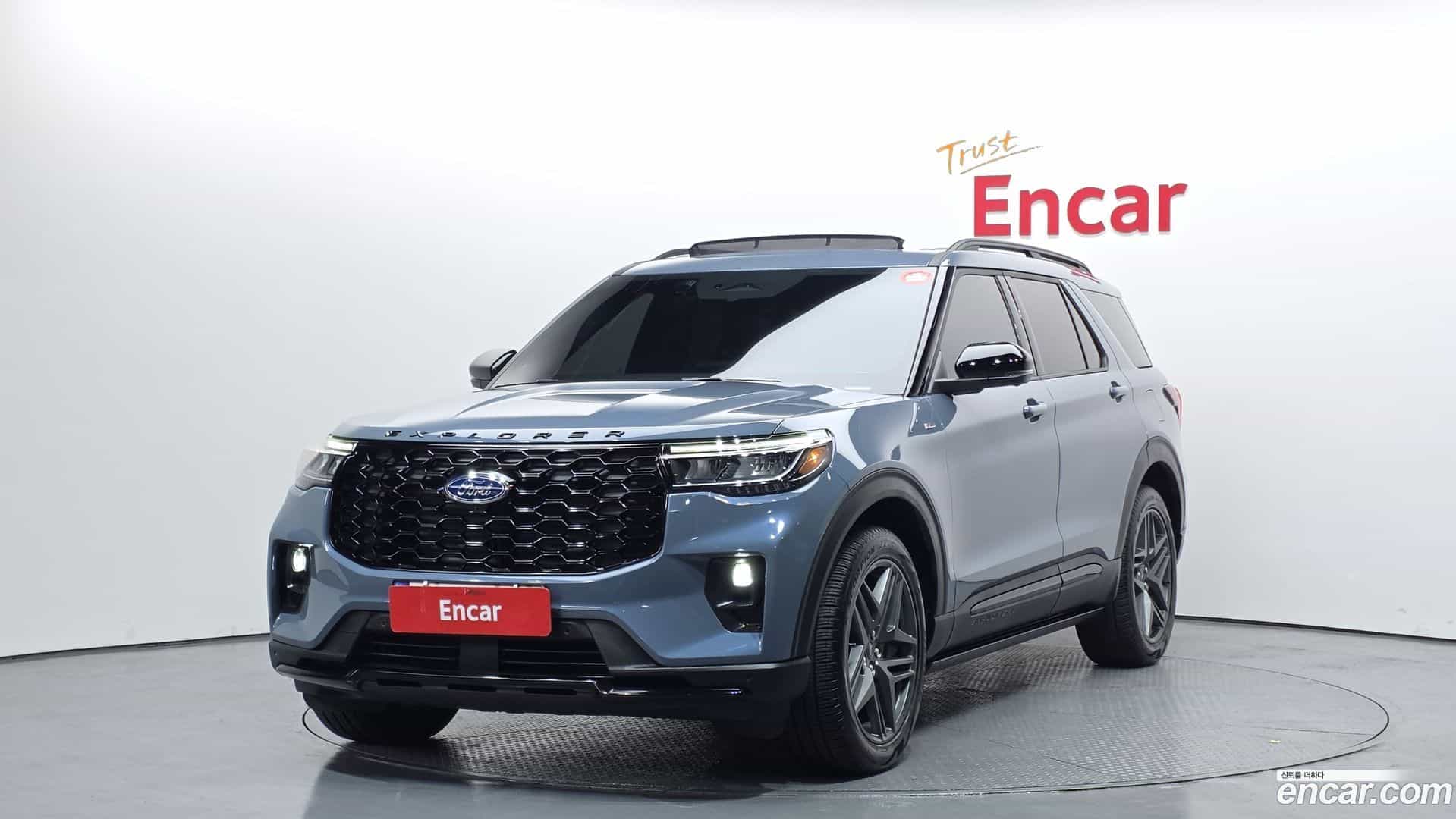 Explorer Ford 2024.10-OUTER-001