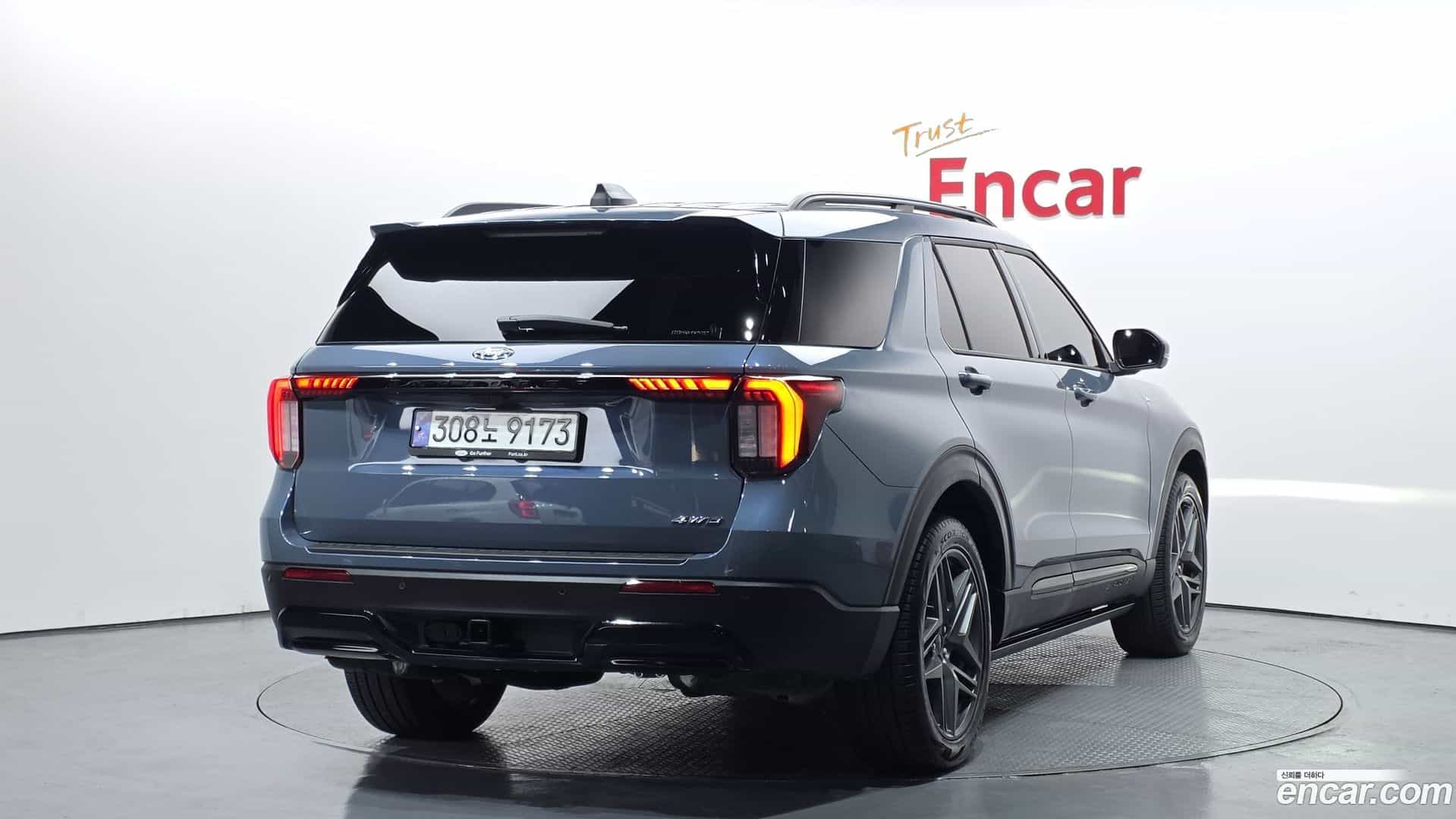 Explorer Ford 2024.10-OUTER-002