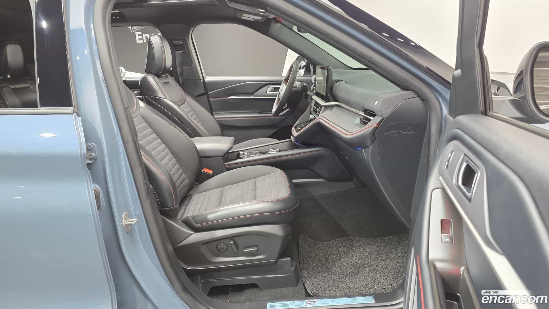 Explorer Ford 2024.10-INNER-010