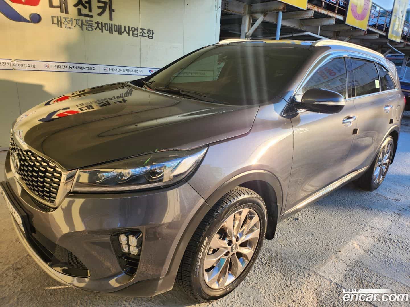Sorento Kia 2018.9-OUTER-002