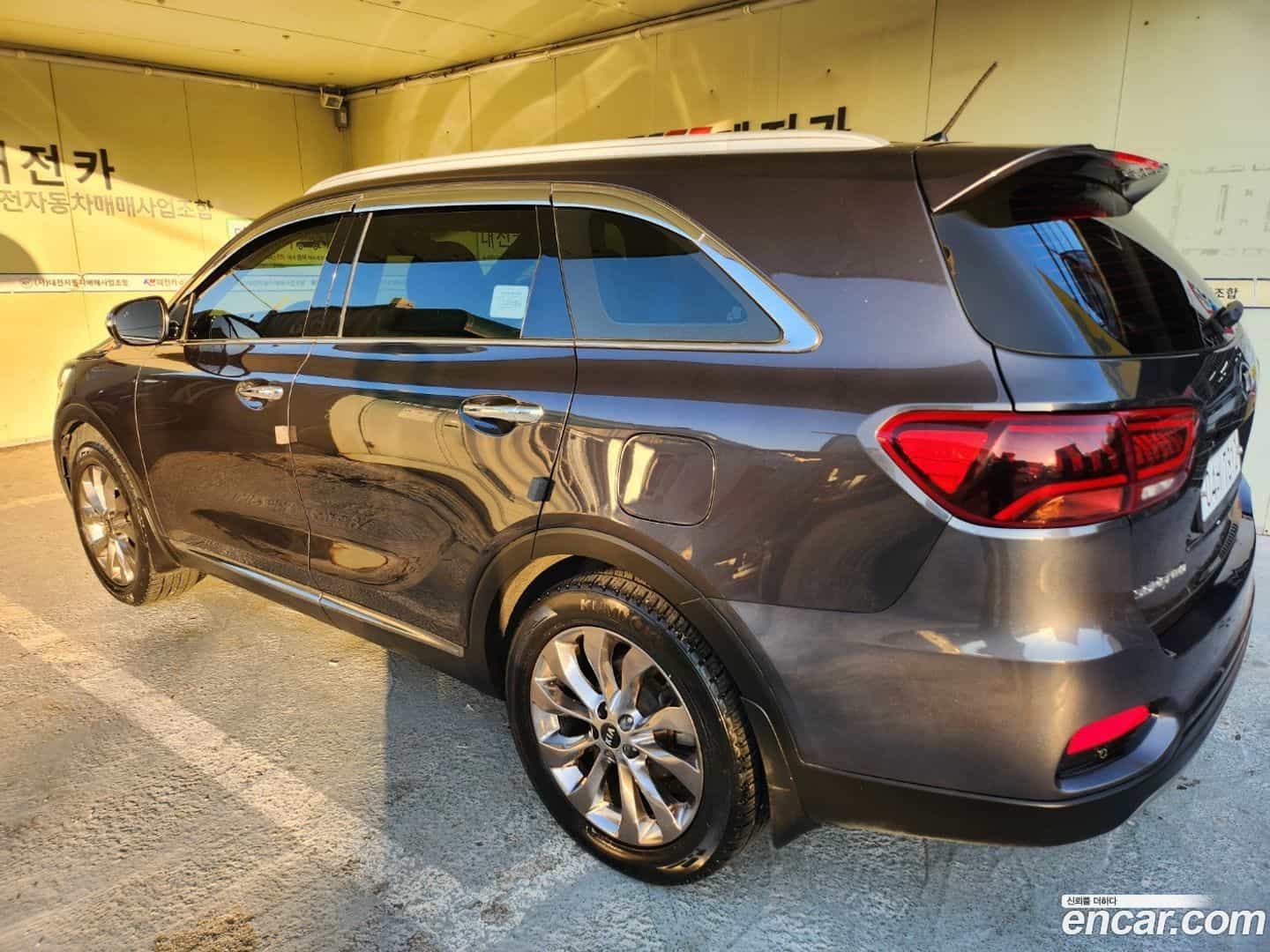 Sorento Kia 2018.9-OUTER-006