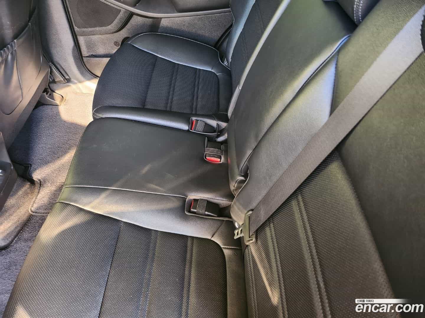 Sorento Kia 2018.9-OPTION-016