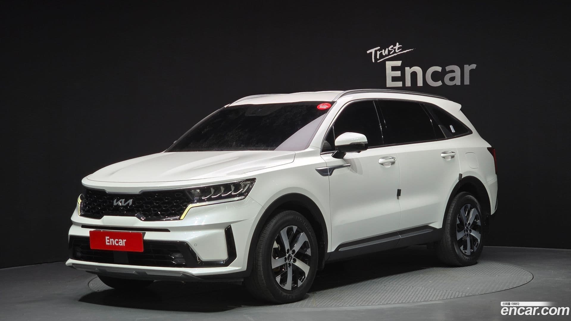 Main__Slider__Photo:Sorento Kia 2022.9-0