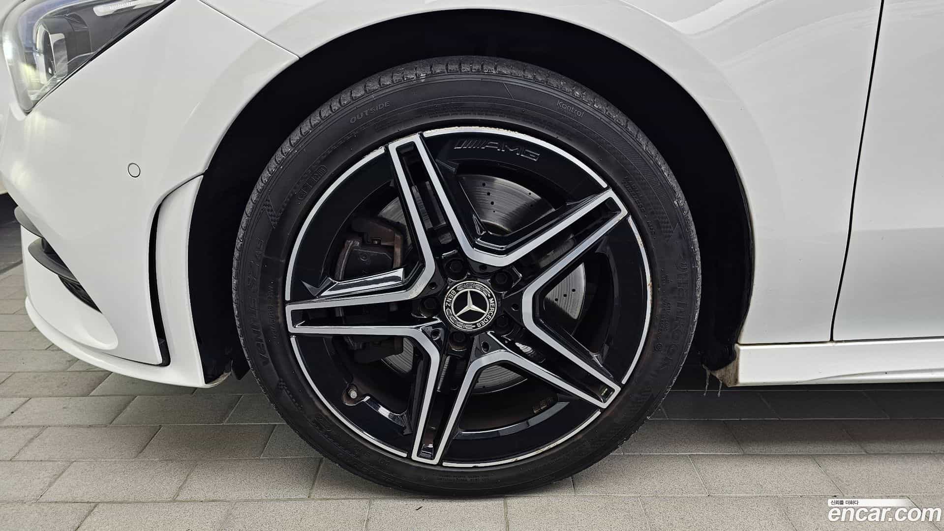 CLA-Class Mercedes-Benz 2020.3-OUTER-005