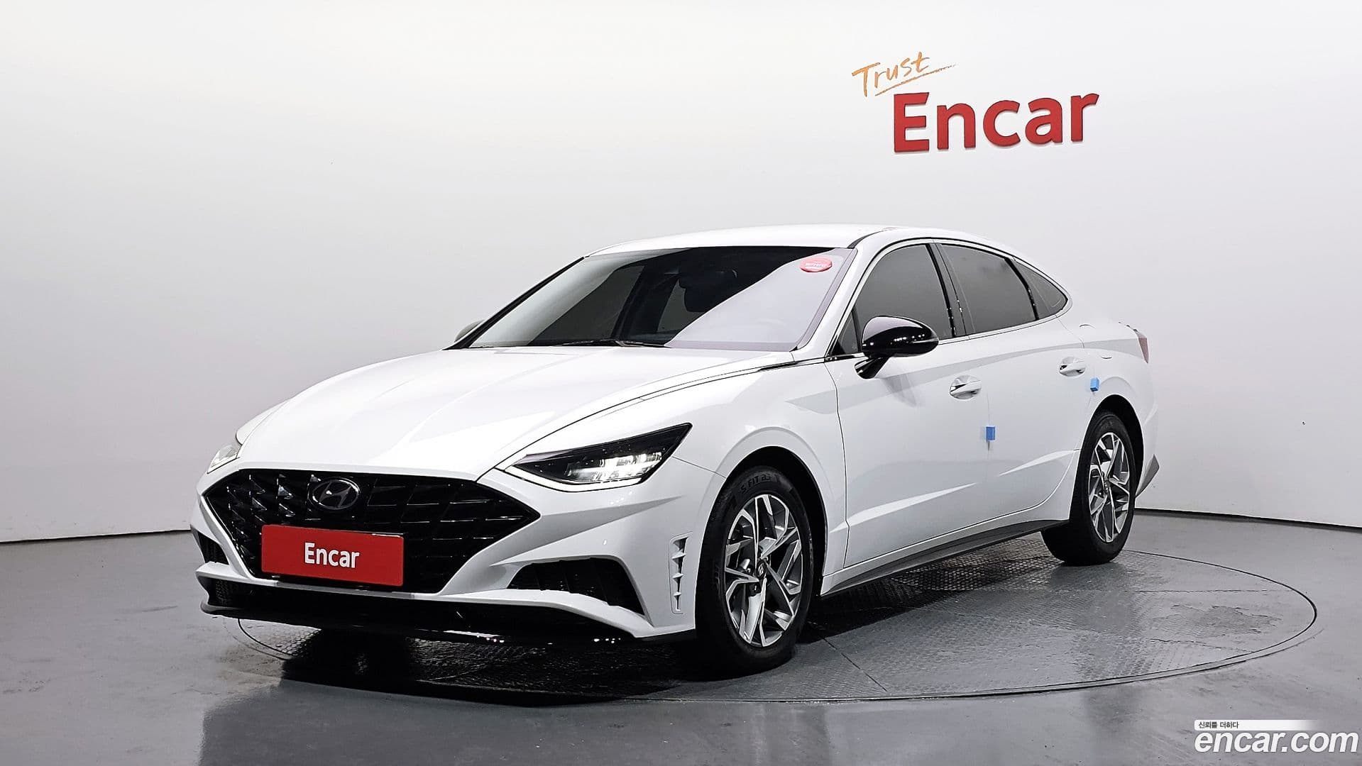 Main__Slider__Photo:Sonata Hyundai 2022.4-0