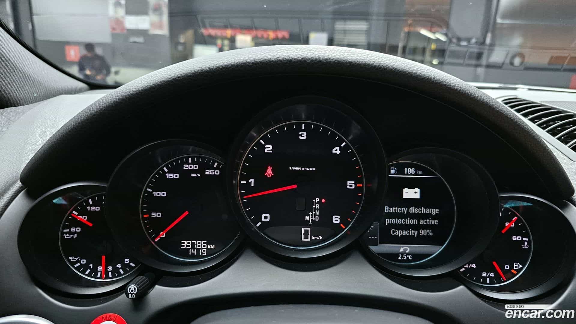 Cayenne Porsche 2016.4-INNER-008