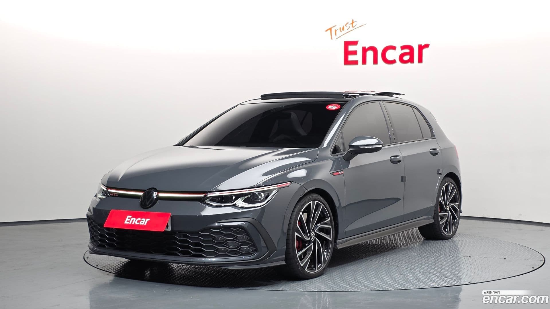 Main__Slider__Photo:Golf Volkswagen 2023.7-0