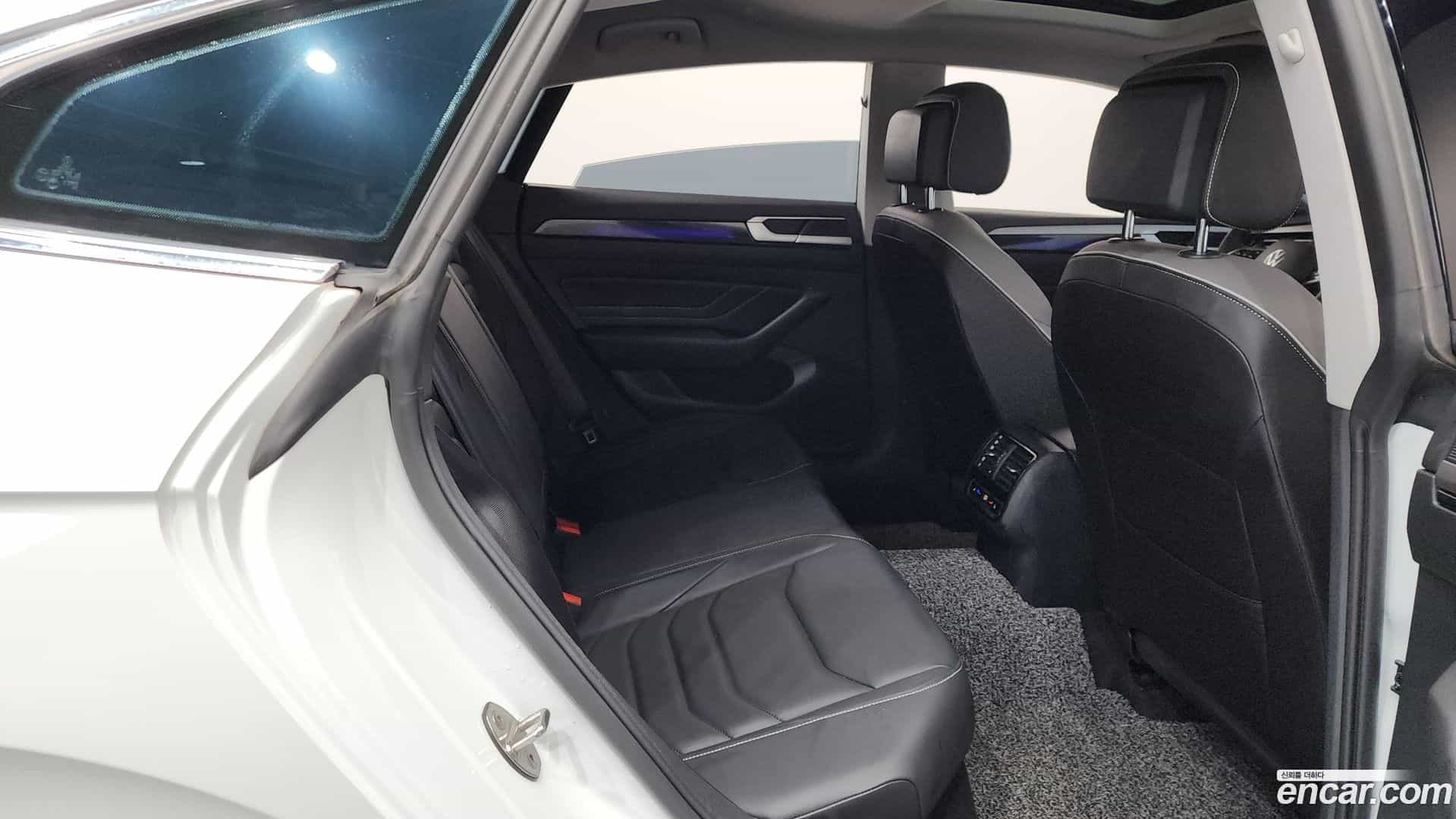 Arteon Volkswagen 2022.6-OPTION-016