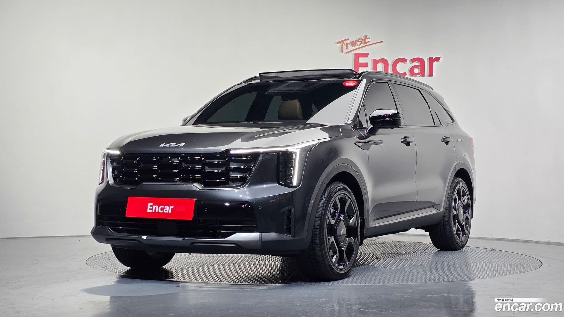 Main__Slider__Photo:Sorento Kia 2025.2-0