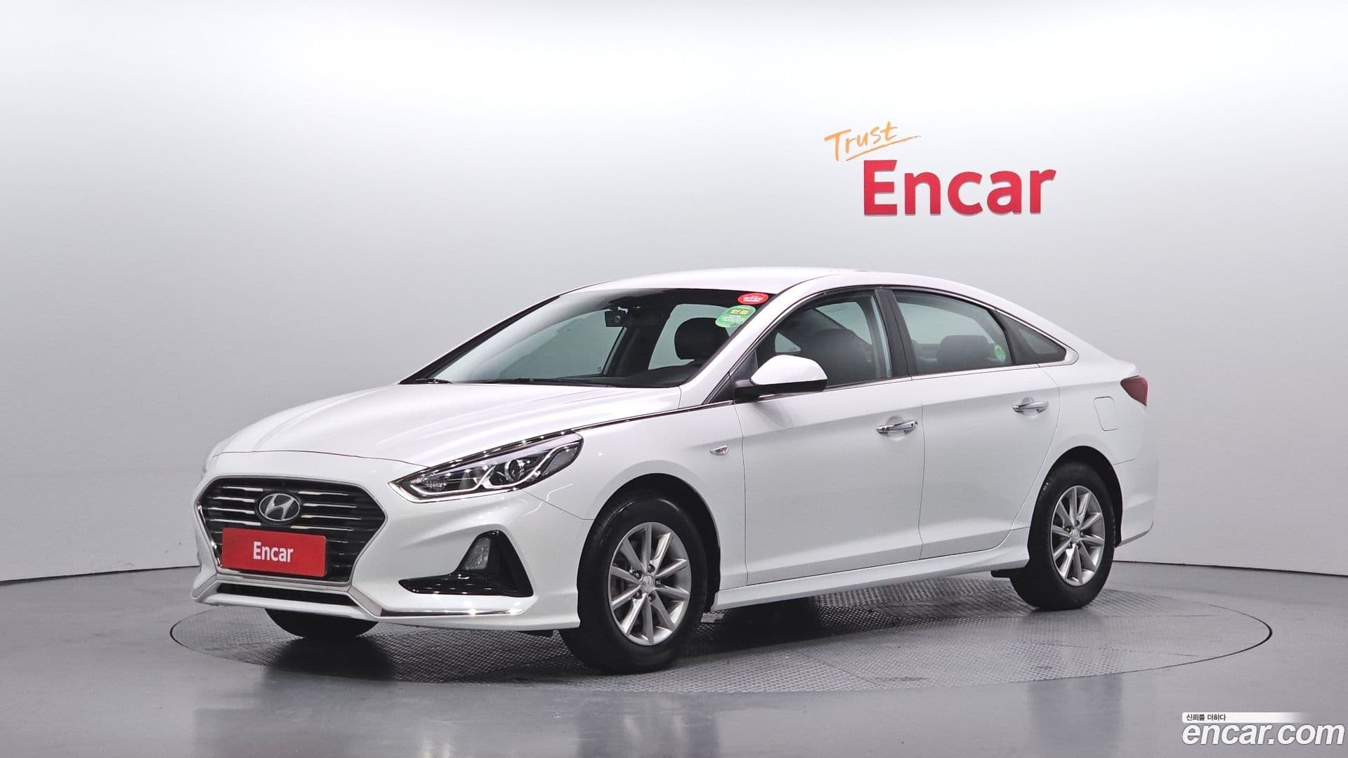 Main__Slider__Photo:Sonata Hyundai 2018.3-0
