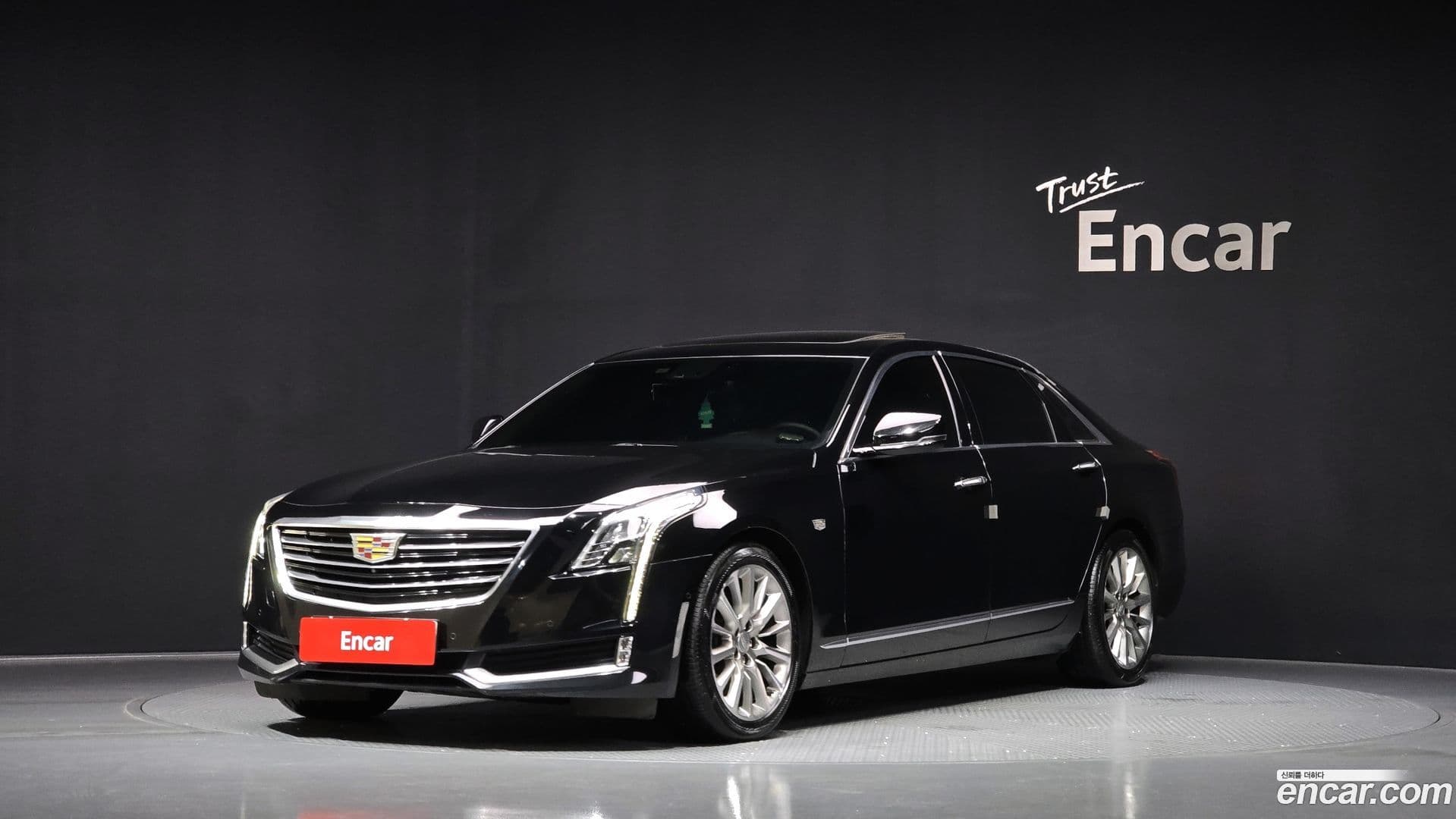 Main__Slider__Photo:CT6 Cadillac 2017.5-0