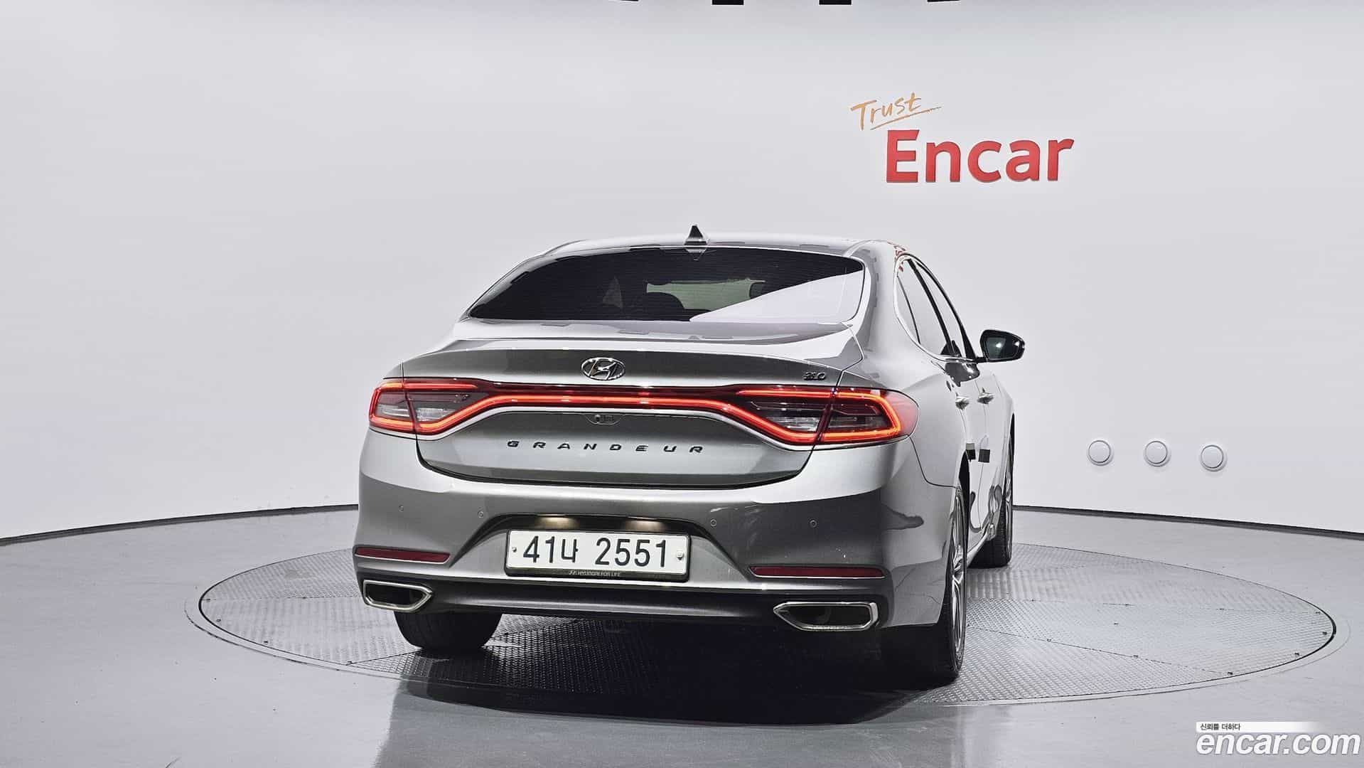 Grandeur Hyundai 2018.2-OUTER-004