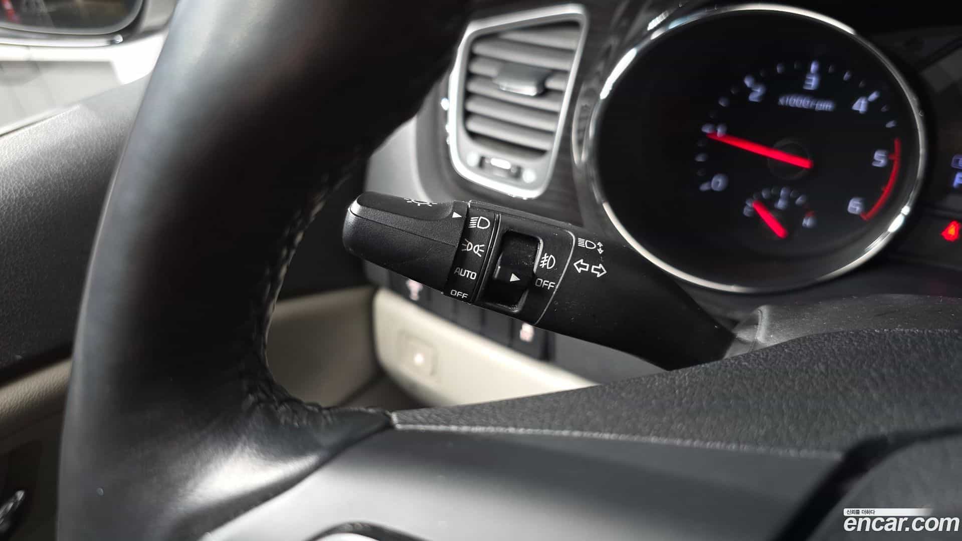 Canival Kia 2019.5-OPTION-022