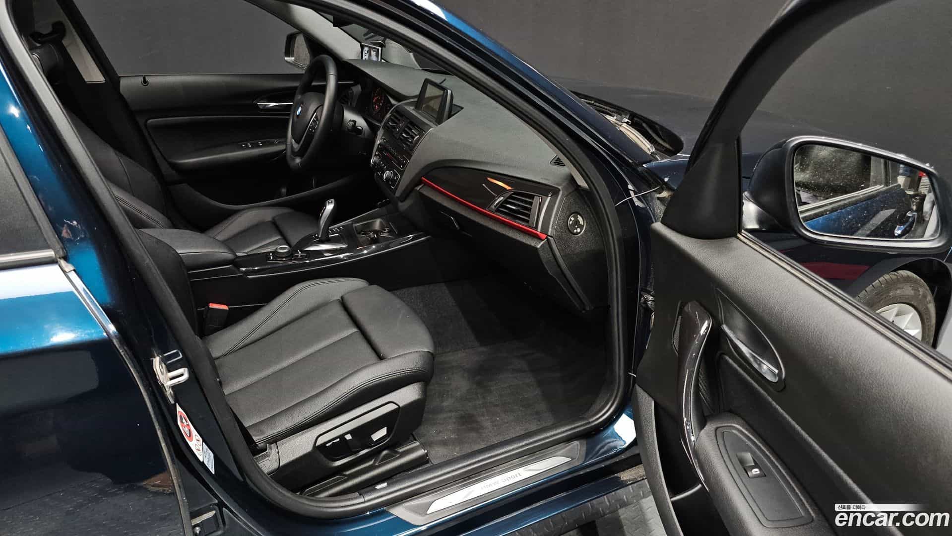 1-Series BMW 2015.3-INNER-010