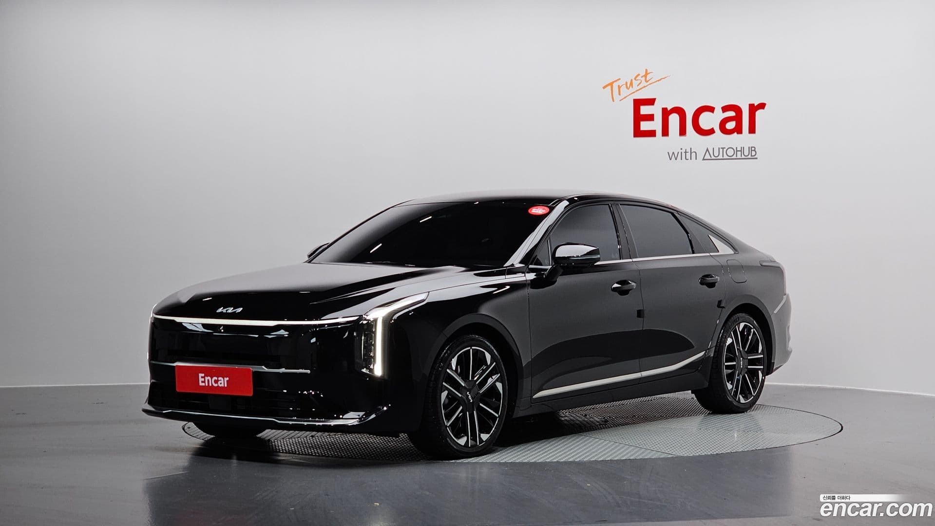 Main__Slider__Photo:K8 Kia 2025.9-0