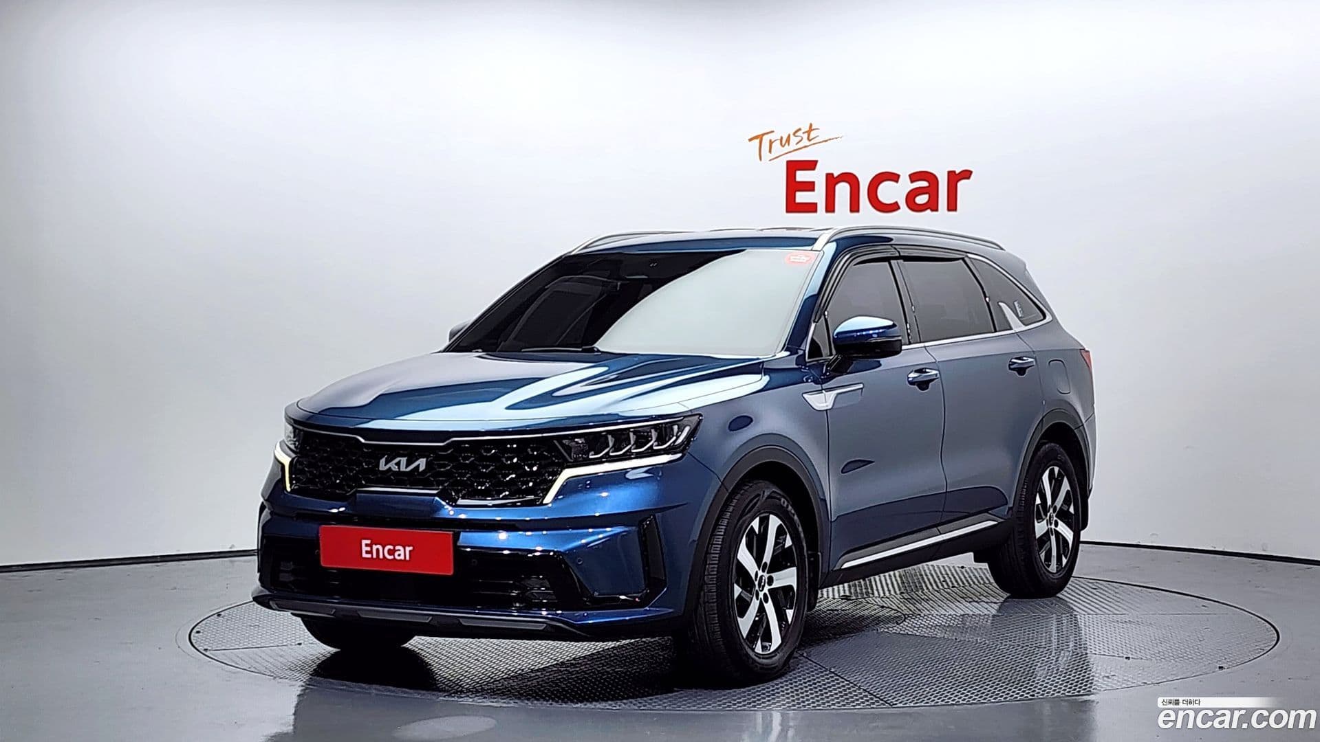 Main__Slider__Photo:Sorento Kia 2021.10-0