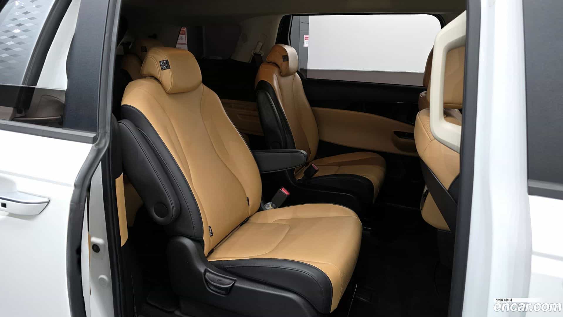 Canival Kia 2021.4-OPTION-016
