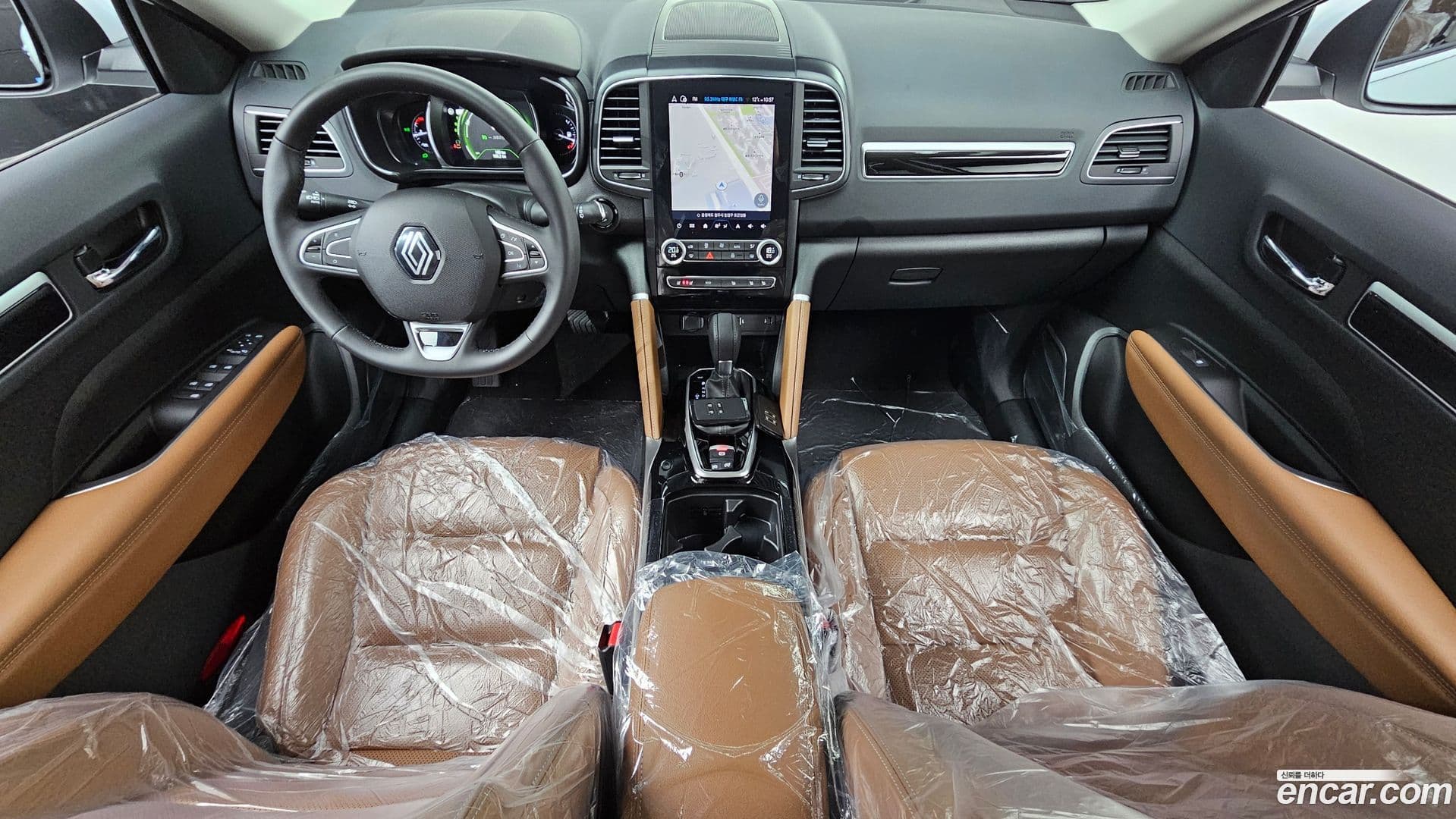 Main__Slider__Photo:QM6 Renault Korea 2025.10-6