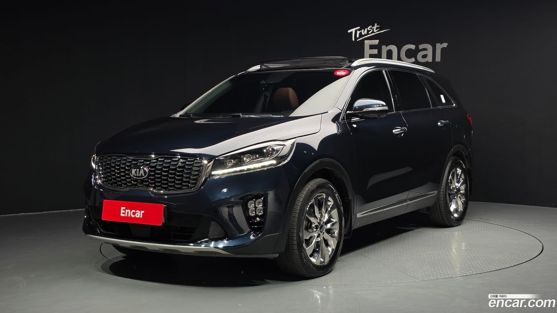 Main__Slider__Photo:Sorento Kia 2018.6-0