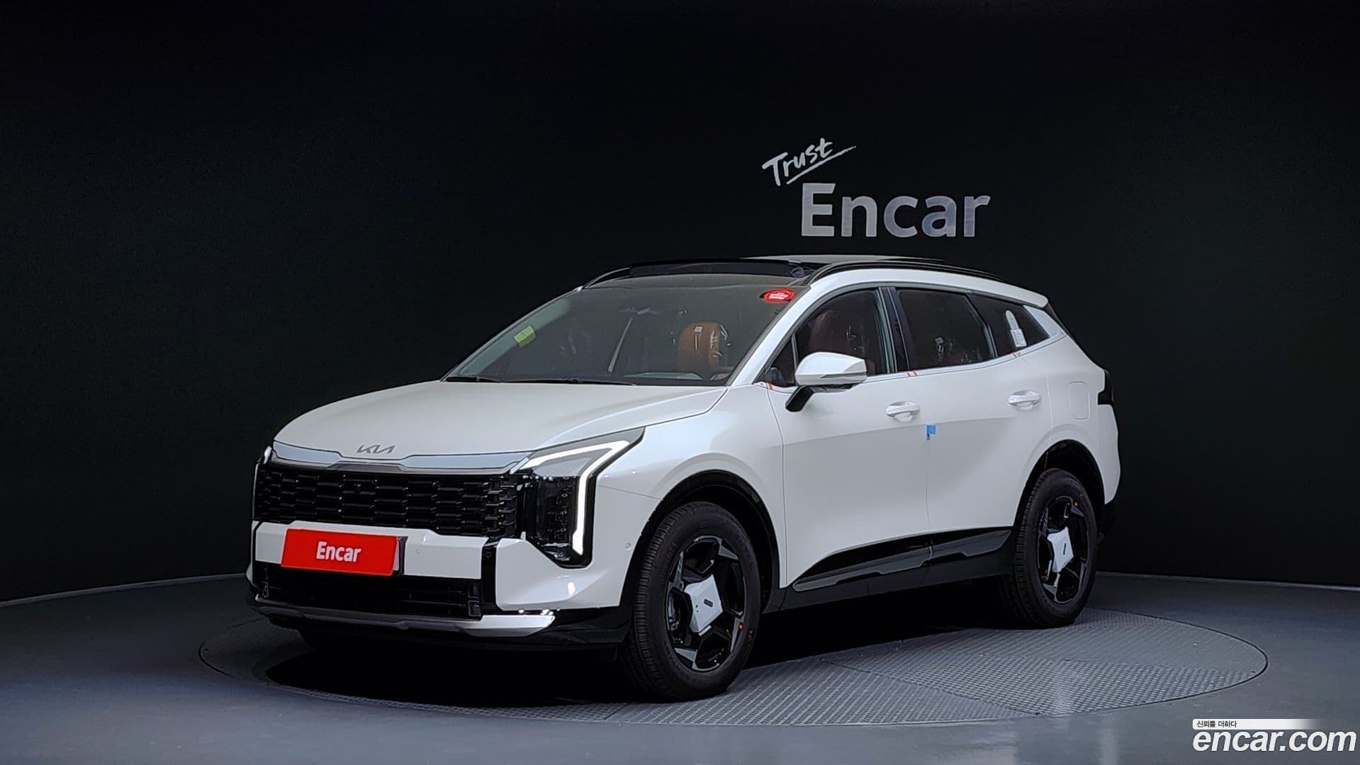 Main__Slider__Photo:Sportage Kia 2025.8-0