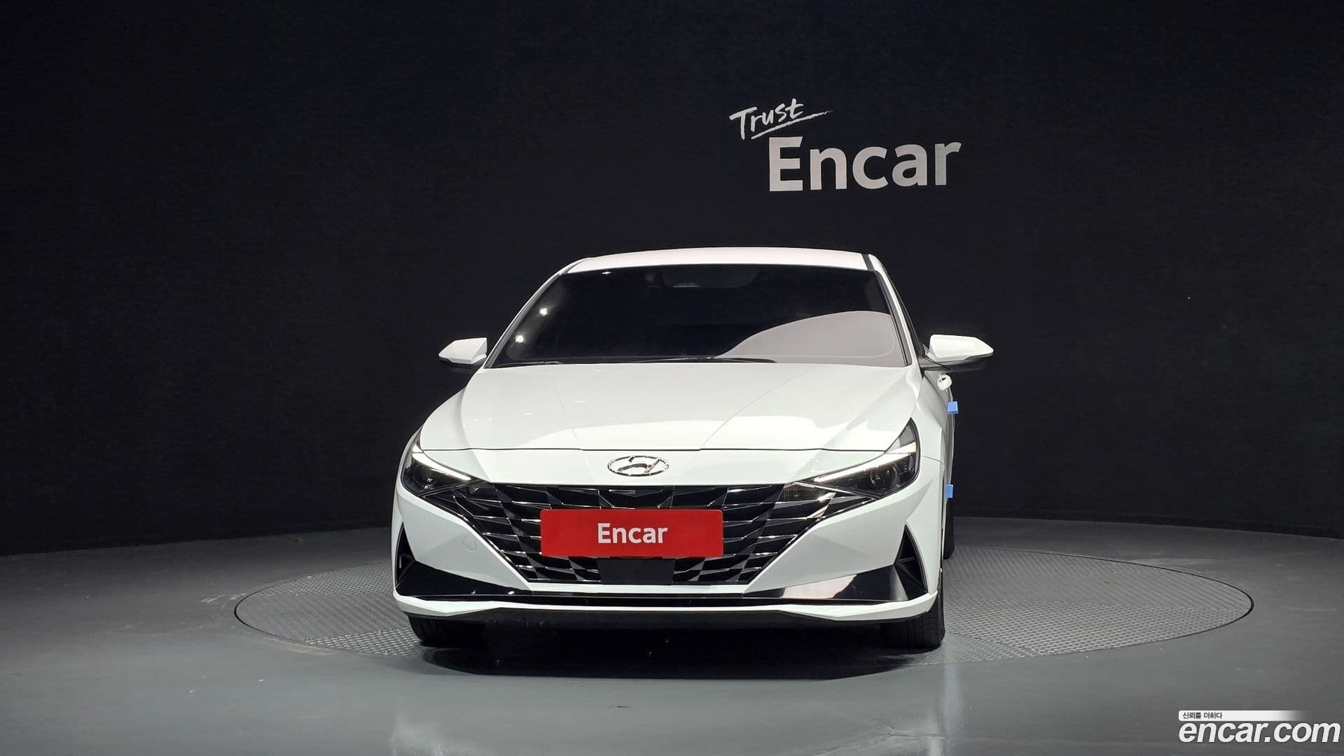 Main__Slider__Photo:AVANTE Hyundai 2021.6-0