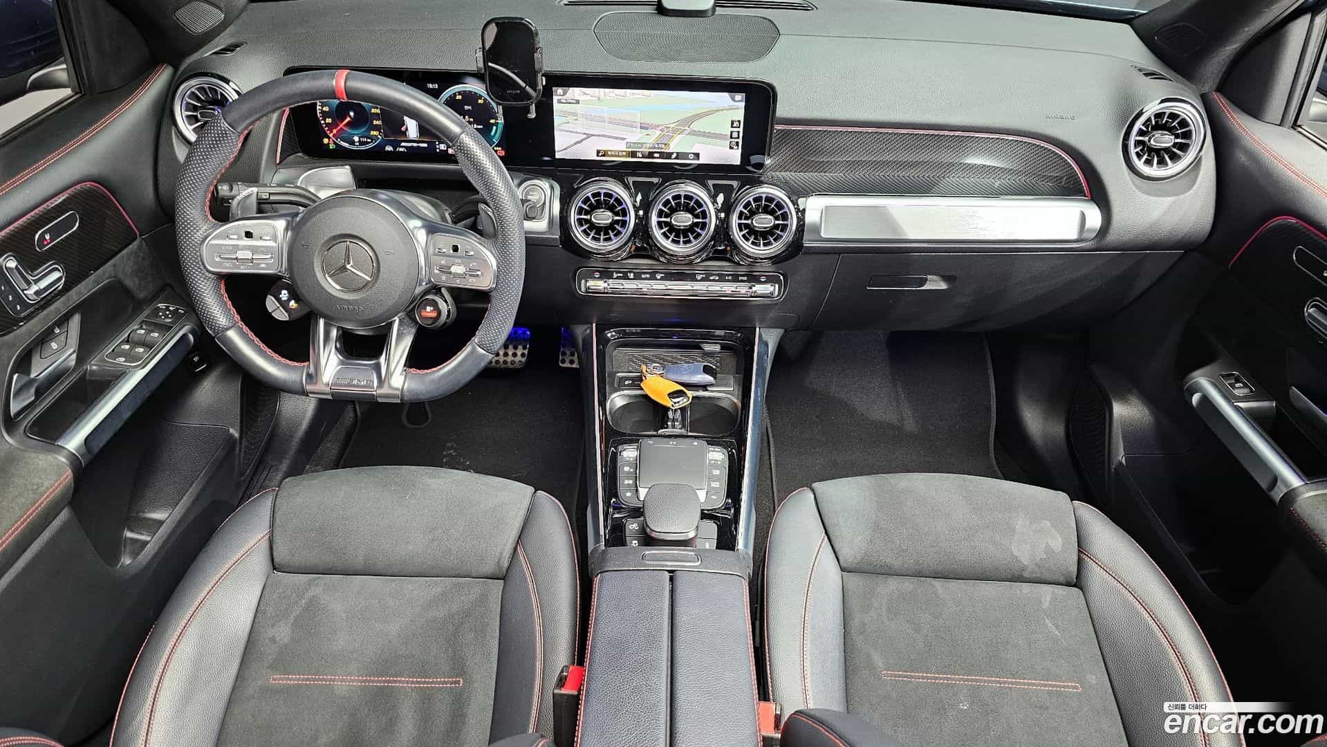 GLB-Class Mercedes-Benz 2022.9-INNER-007