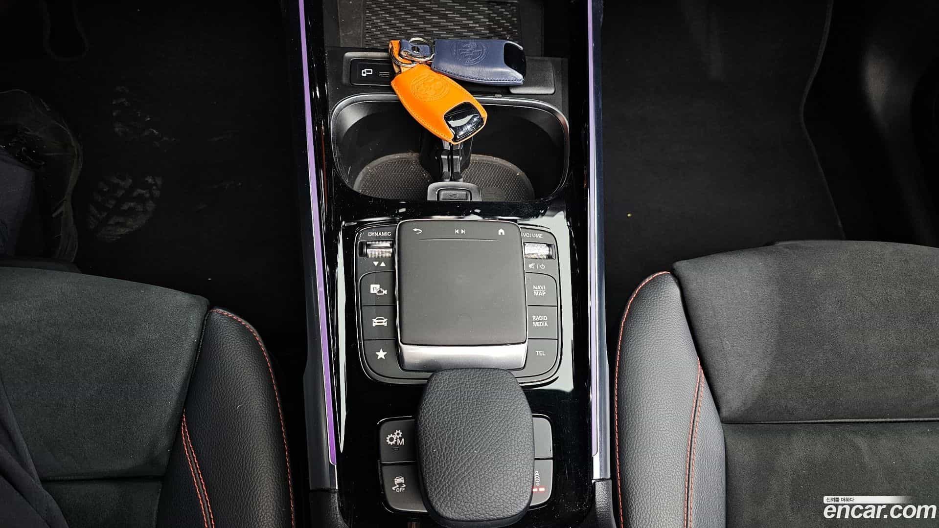 GLB-Class Mercedes-Benz 2022.9-OPTION-020