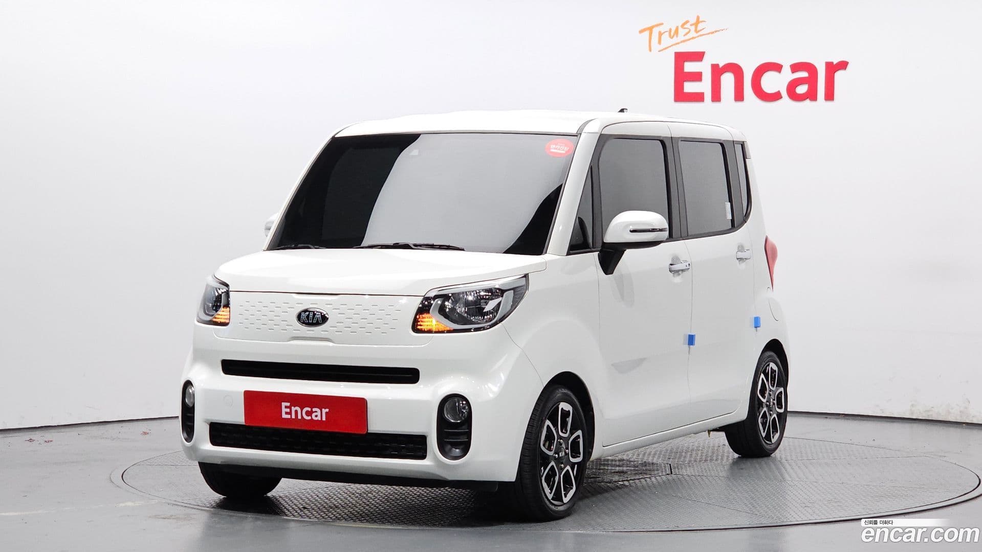 Main__Slider__Photo:RAY Kia 2021.3-0