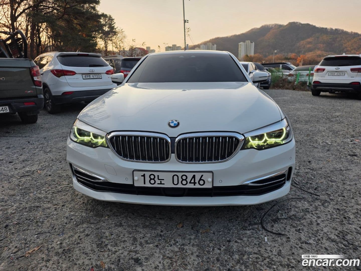 Main__Slider__Photo:5-Series BMW 2019.4-0
