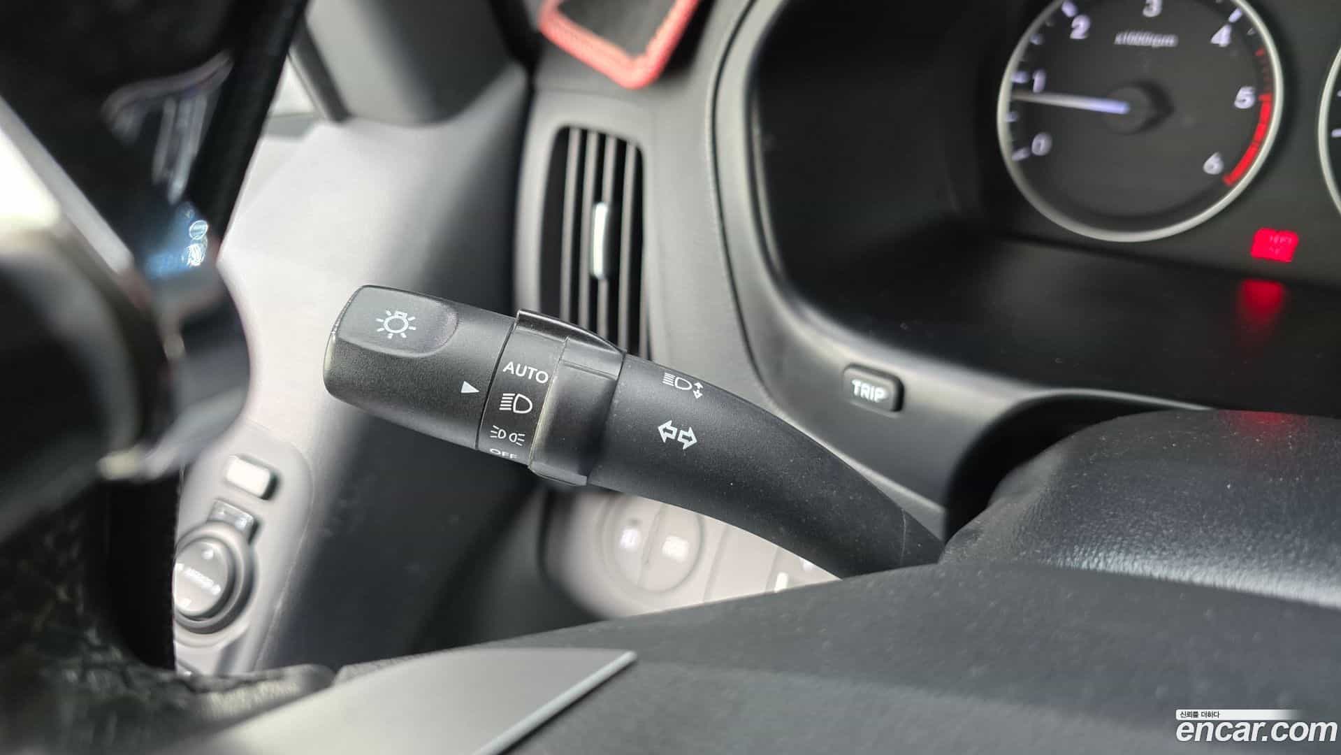 Starex Hyundai 2016.0-OPTION-020