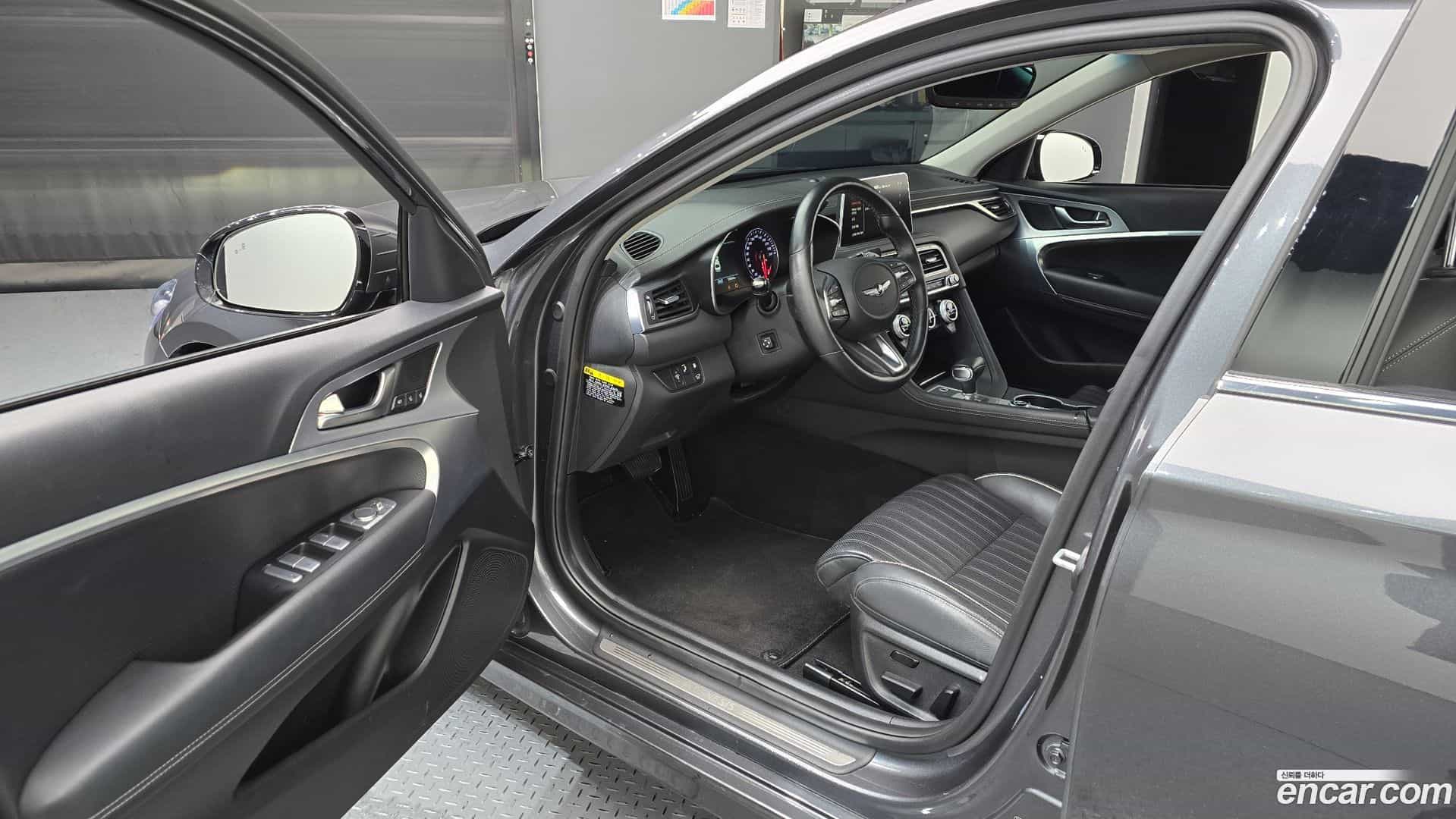 G70 Genesis 2019.7-INNER-010