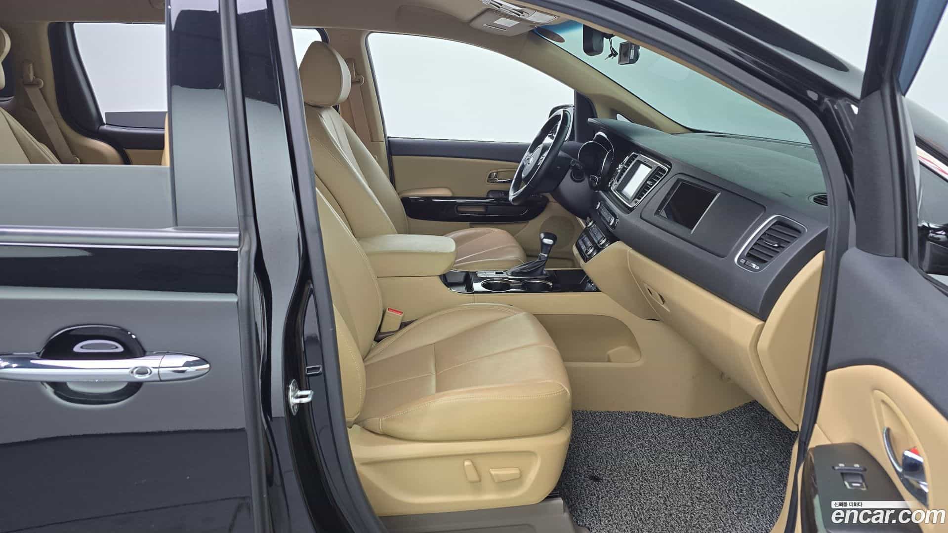 Canival Kia 2018.7-OPTION-015