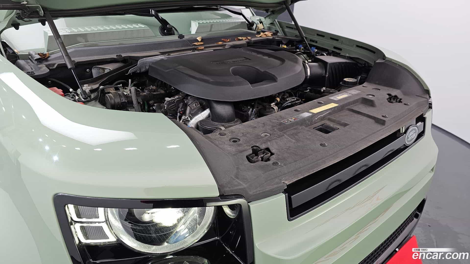 Defender Land Rover 2023.10-INNER-006