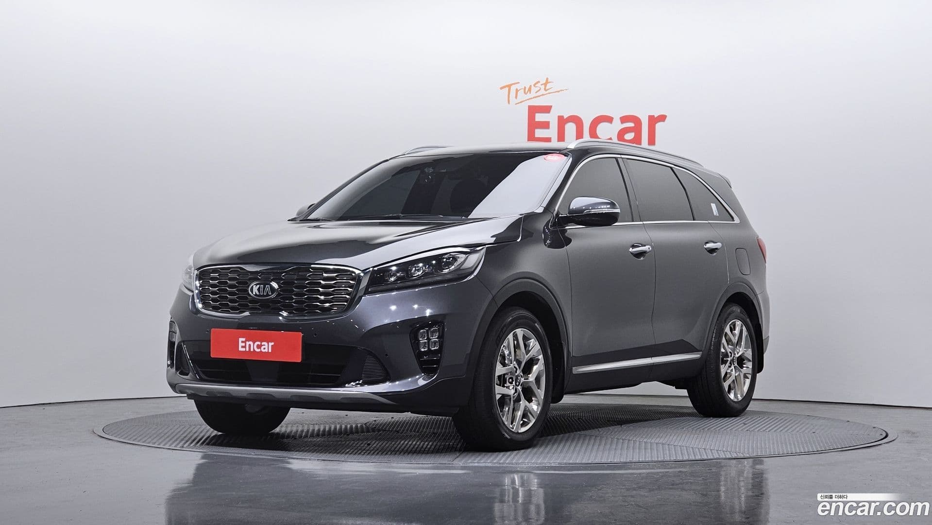 Main__Slider__Photo:Sorento Kia 2019.3-0