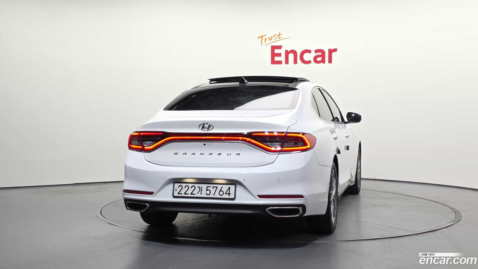 Grandeur Hyundai 2018.0-OUTER-004