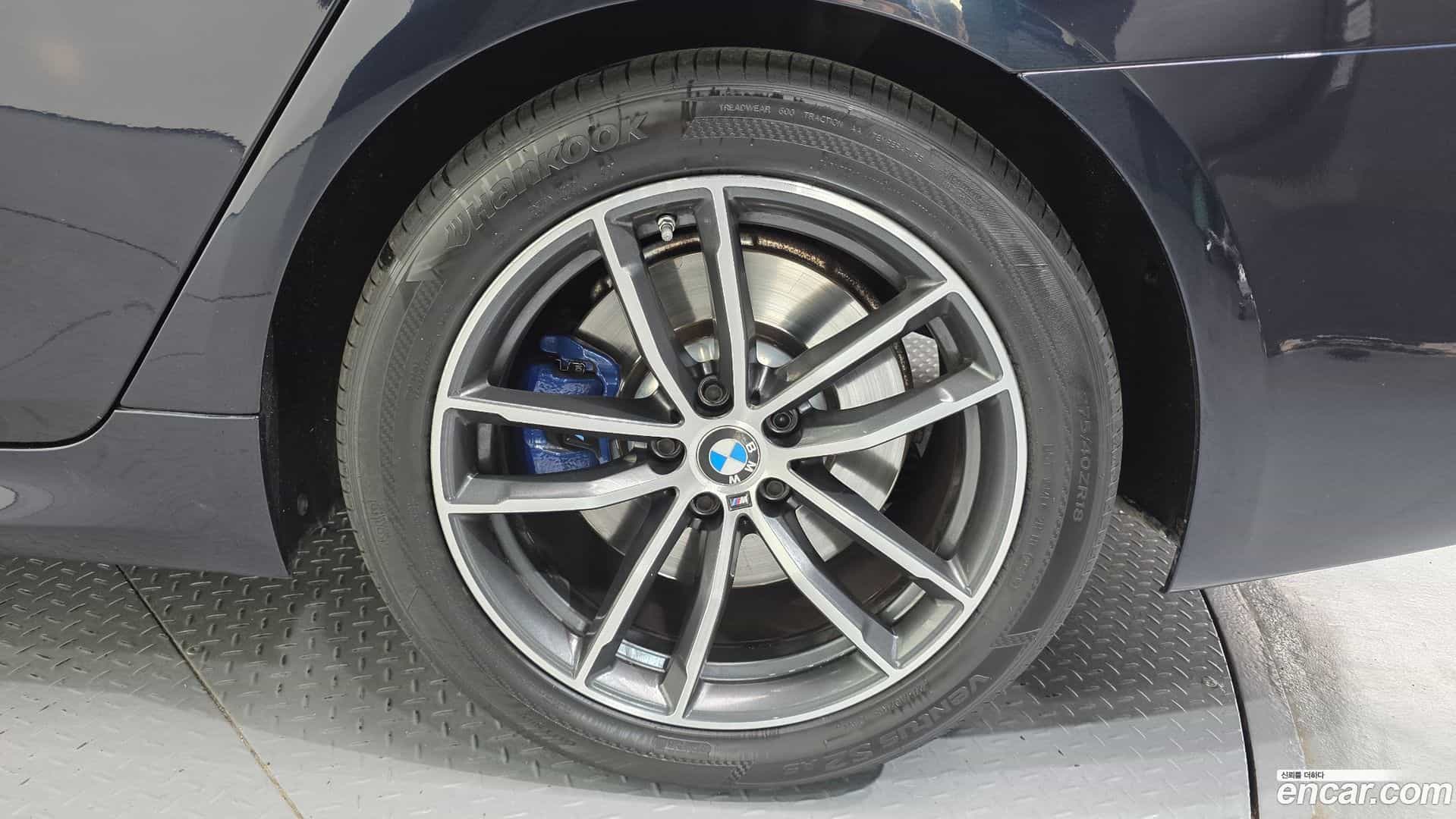5-Series BMW 2021.4-OUTER-005