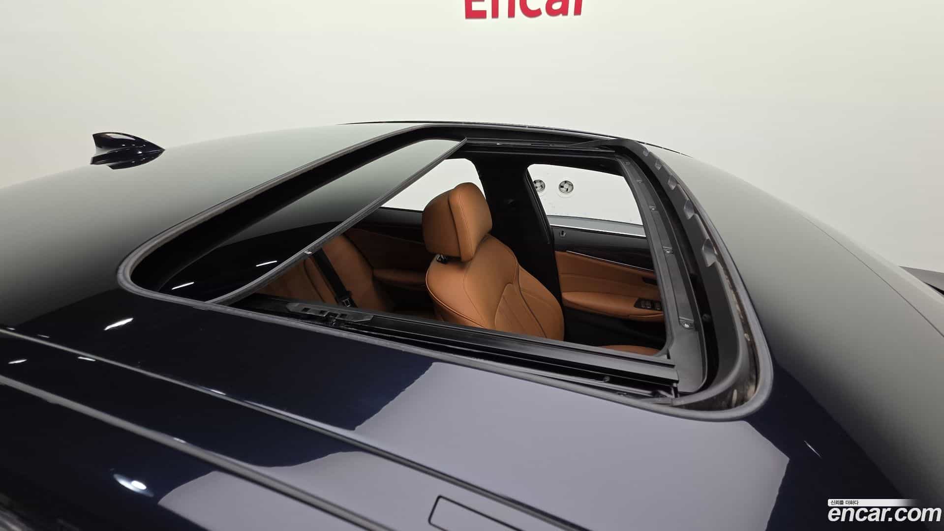 5-Series BMW 2021.4-OPTION-016
