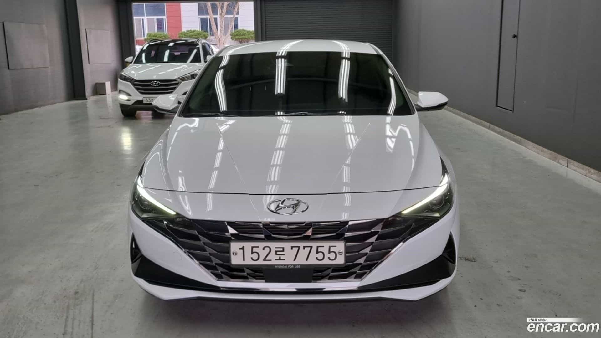 AVANTE Hyundai 2020.5-OUTER-003