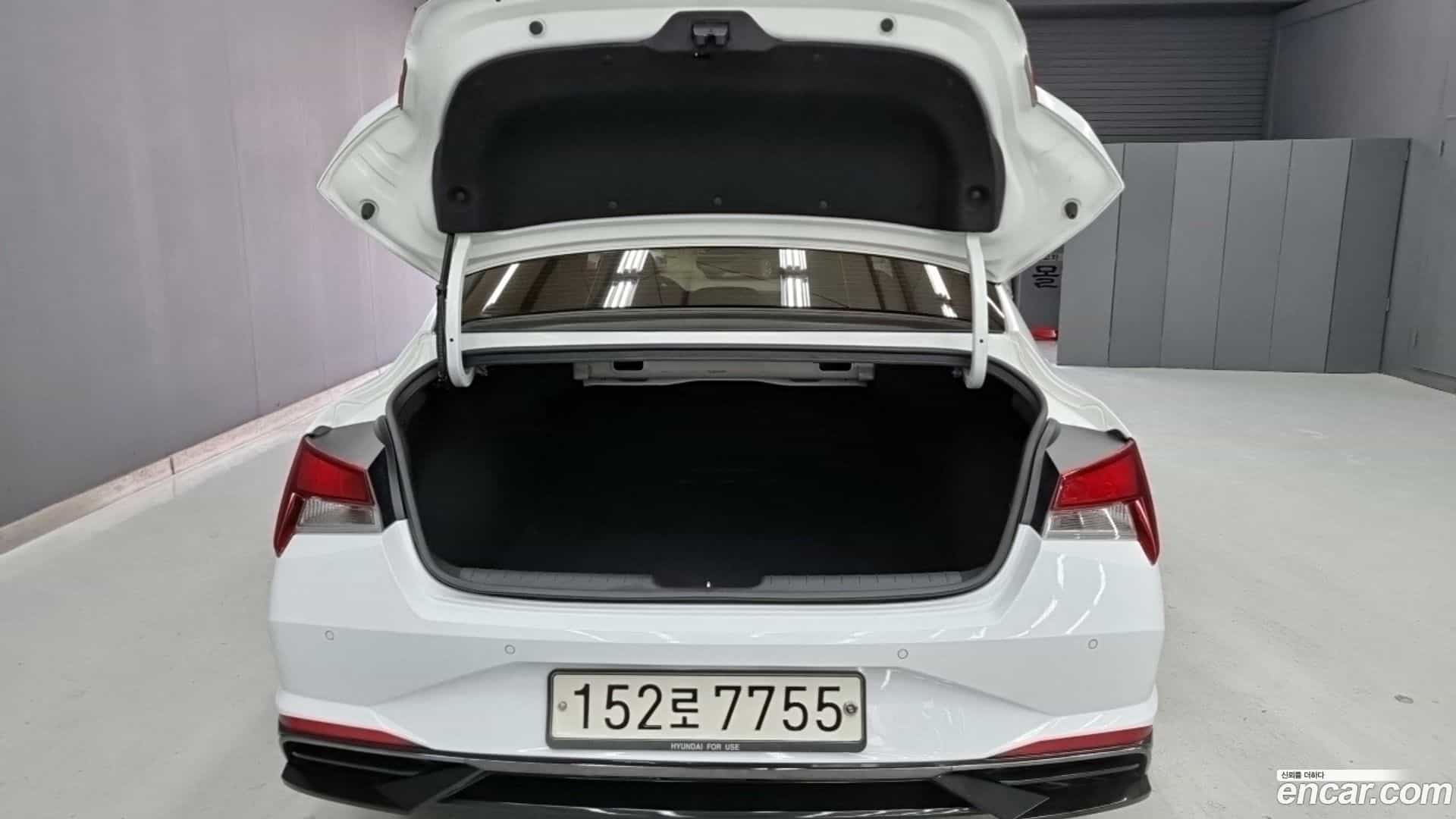 AVANTE Hyundai 2020.5-OPTION-023