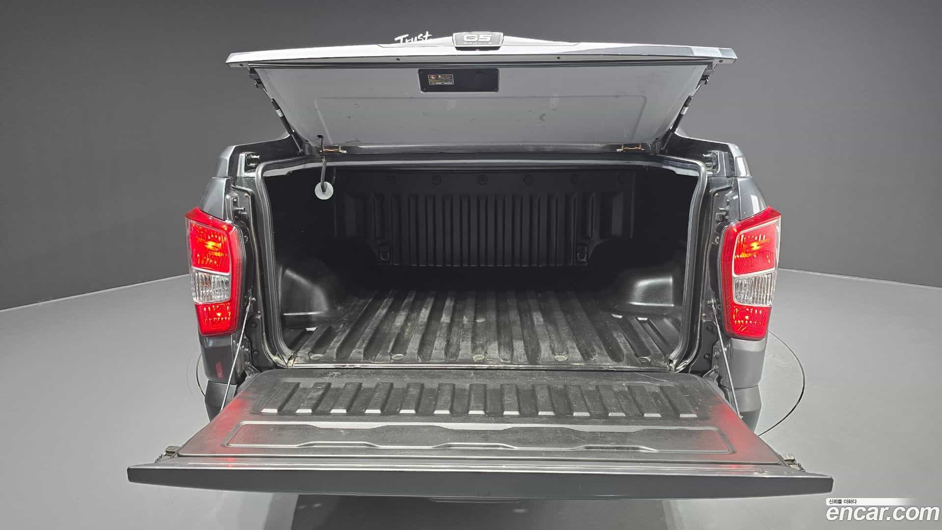 Rexton KG Mobility 2019.4-OPTION-024