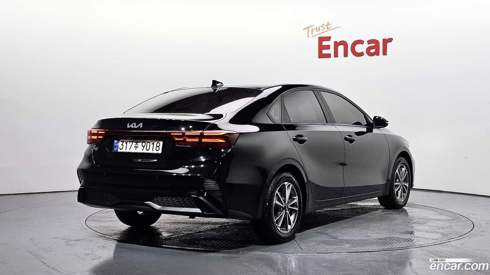 K3 Kia 2023.10-OUTER-002
