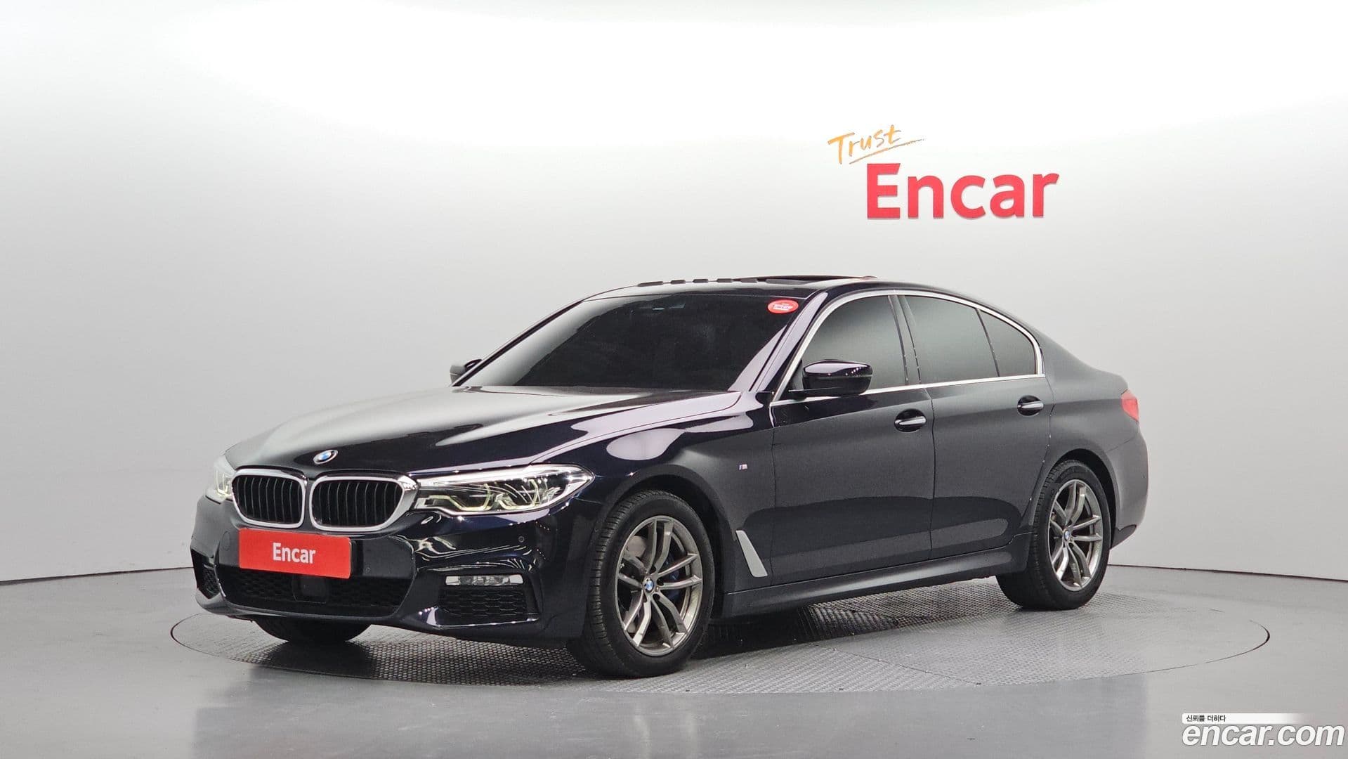 Main__Slider__Photo:5-Series BMW 2018.4-0