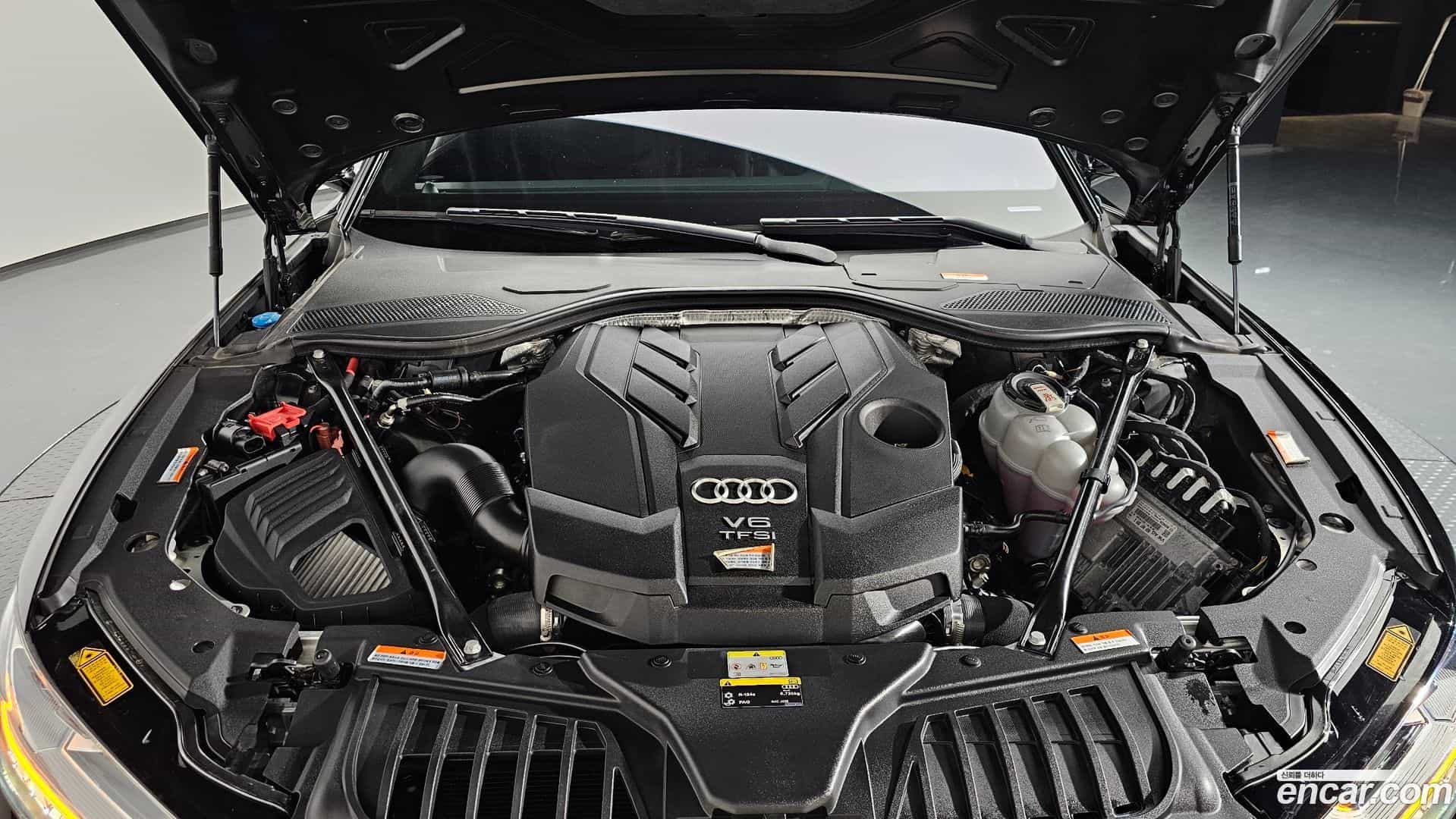 A8 Audi 2021.10-INNER-006